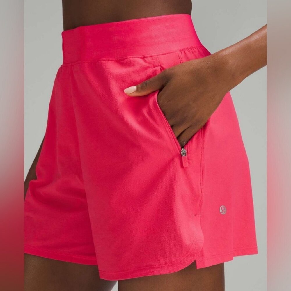 Lululemon License to Train High-Rise Short 4" Lip Gloss